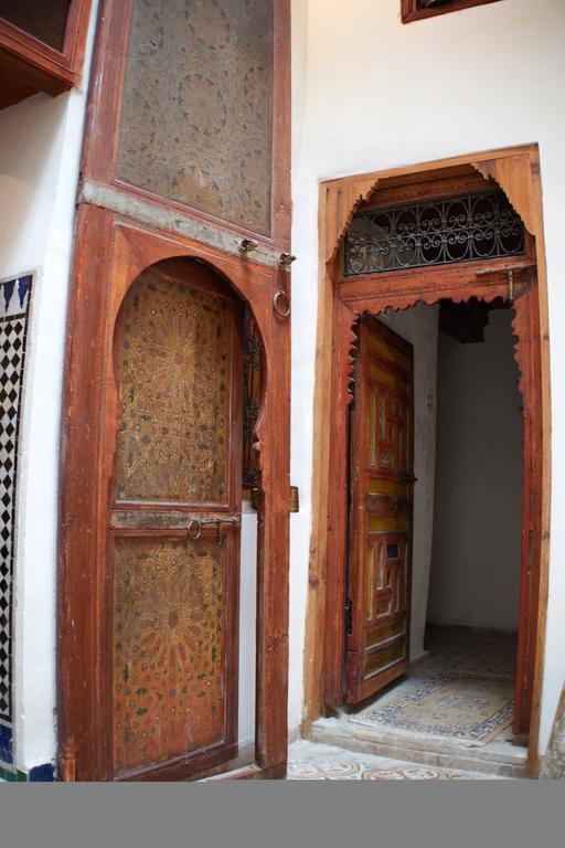 Riad Mikou Fez Bagian luar foto