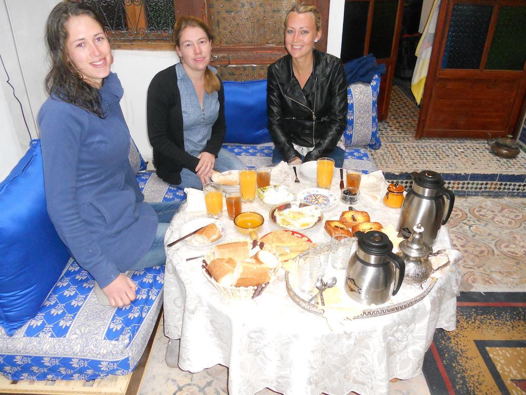 Riad Mikou Fez Bagian luar foto