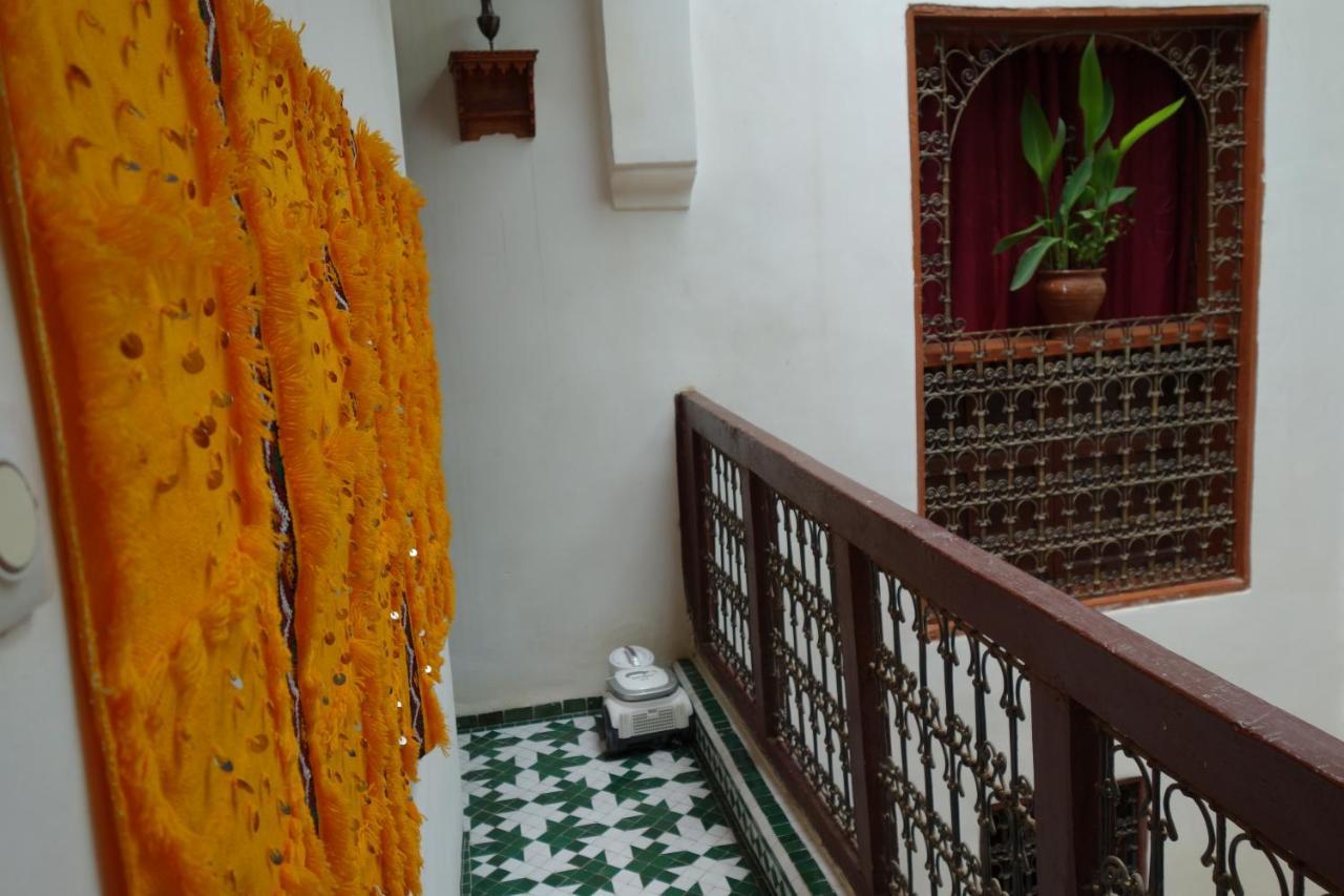 Riad Mikou Fez Bagian luar foto